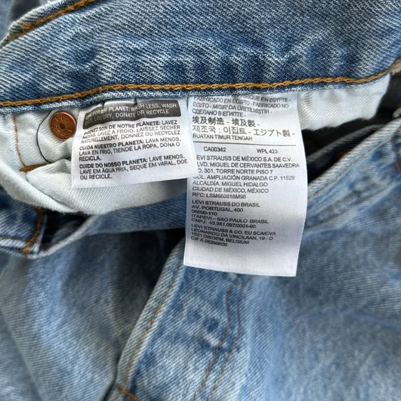 Levi’s 501 Men’s Button Fly Jeans - Picture 6 of 7